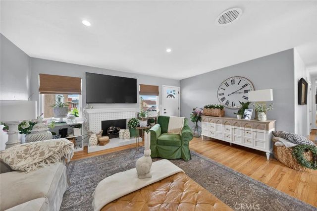 1209 S East Gates, Anaheim, CA 92804