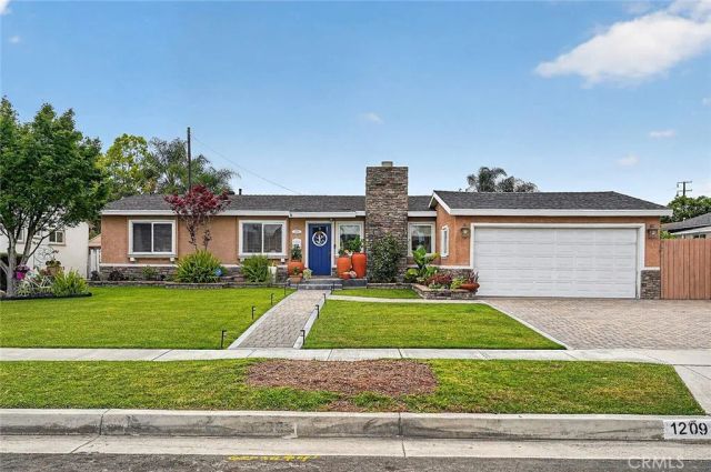 1209 S East Gates, Anaheim, CA 92804