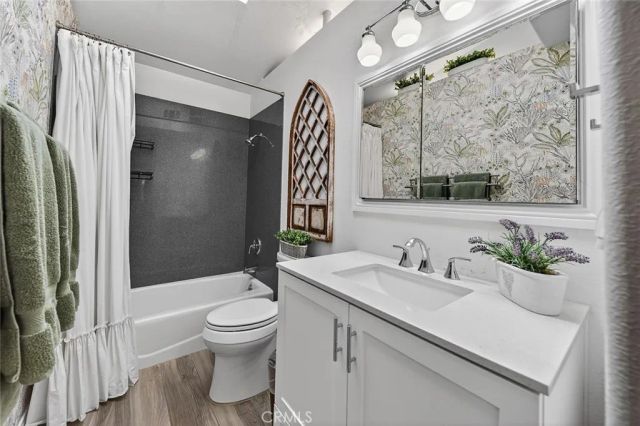1209 S East Gates, Anaheim, CA 92804