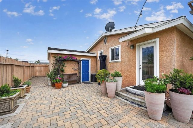 1209 S East Gates, Anaheim, CA 92804