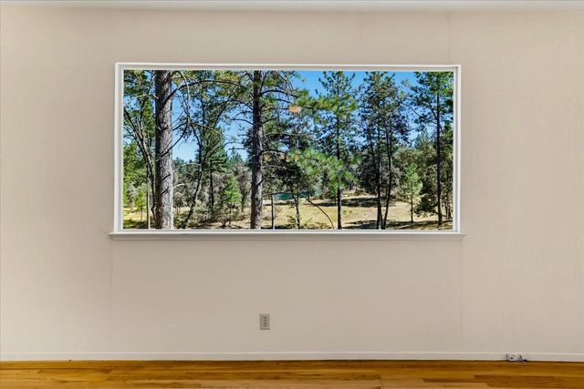 12149 Hidden Valley Rd, Grass Valley, CA 95949