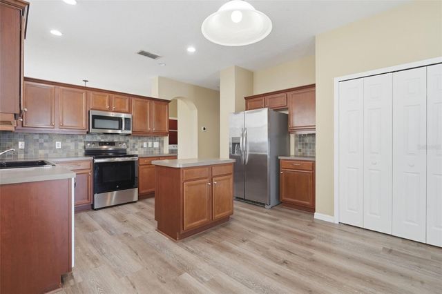 231 DOE RUN DRIVE, Winter Garden, FL 34787