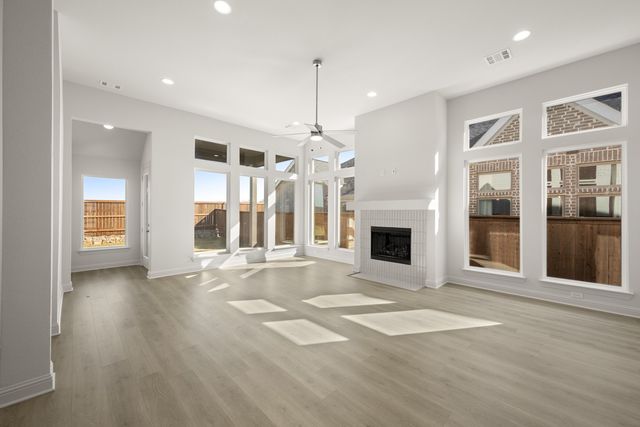 2050 Slipchannel Road, Midlothian, TX 76065