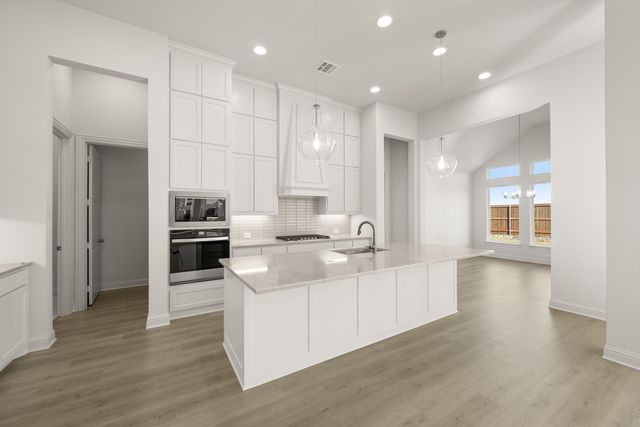 2050 Slipchannel Road, Midlothian, TX 76065
