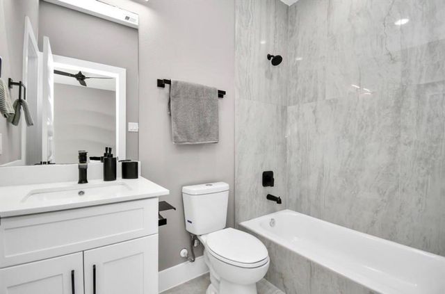316 Thornton Road B, Houston, TX 77018