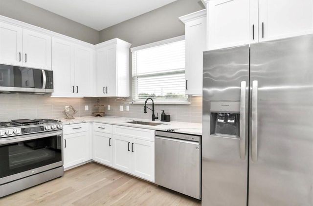 316 Thornton Road B, Houston, TX 77018