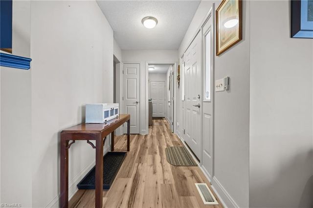 220 Farmview Road, Madison, NC 27025