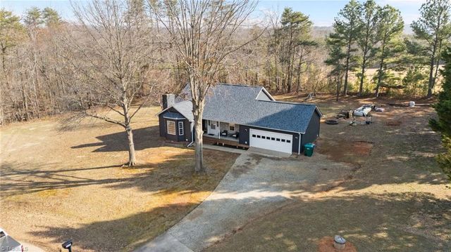 220 Farmview Road, Madison, NC 27025