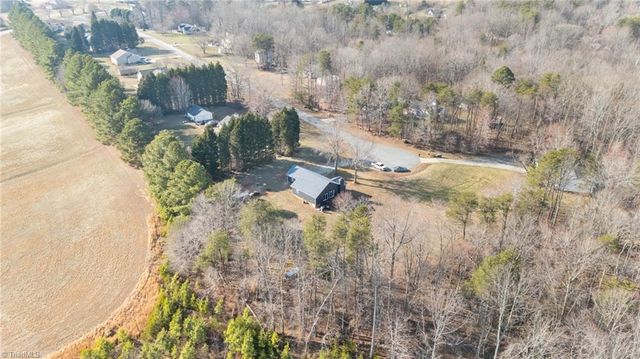 220 Farmview Road, Madison, NC 27025
