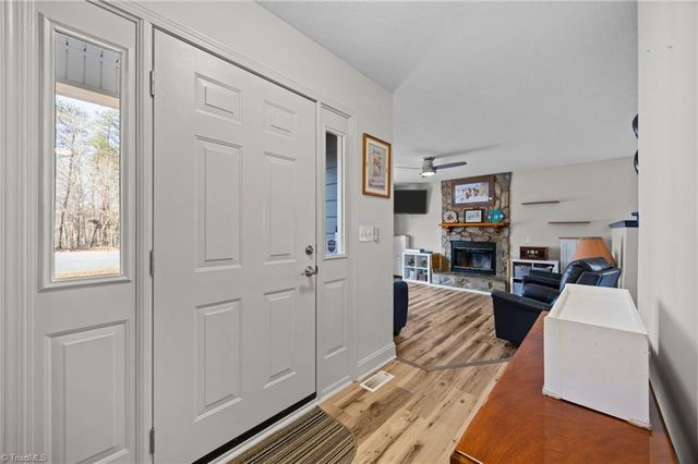 220 Farmview Road, Madison, NC 27025