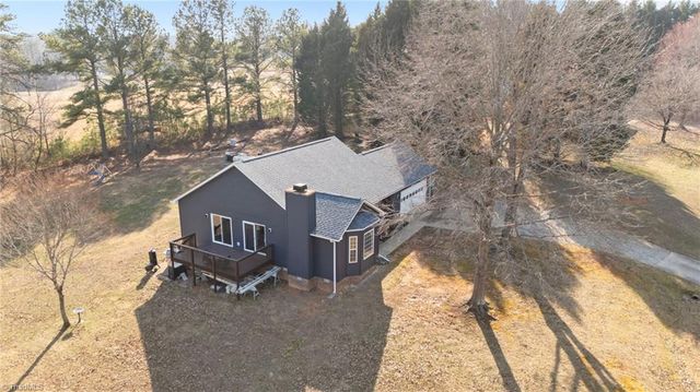 220 Farmview Road, Madison, NC 27025