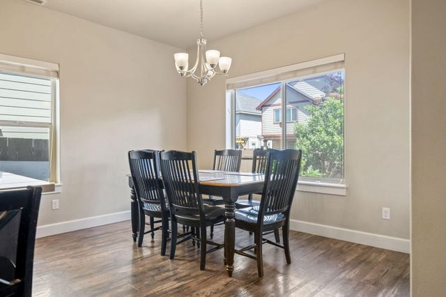 3523 NE Crystal Springs Drive, Bend, OR 97701