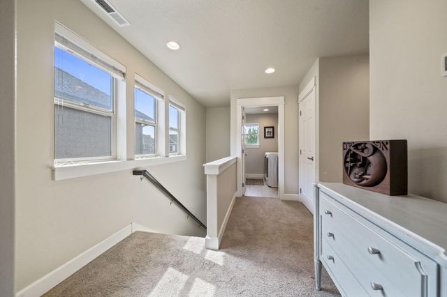 3523 NE Crystal Springs Drive, Bend, OR 97701