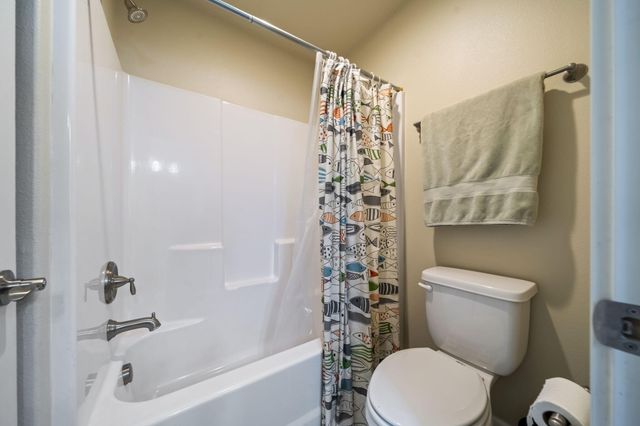 3523 NE Crystal Springs Drive, Bend, OR 97701