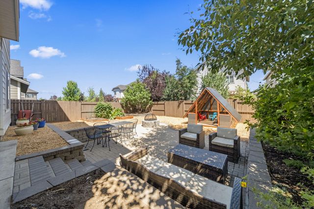 3523 NE Crystal Springs Drive, Bend, OR 97701
