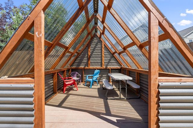 3523 NE Crystal Springs Drive, Bend, OR 97701