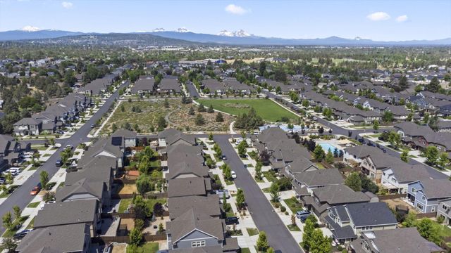 3523 NE Crystal Springs Drive, Bend, OR 97701