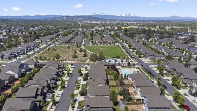 3523 NE Crystal Springs Drive, Bend, OR 97701