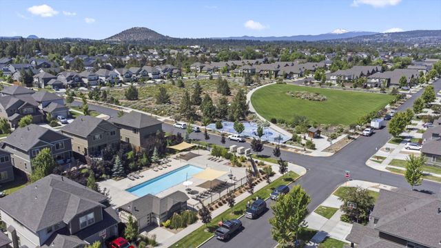 3523 NE Crystal Springs Drive, Bend, OR 97701