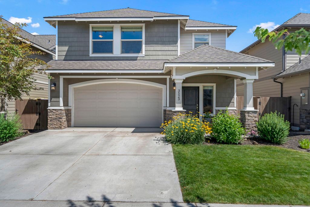 3523 NE Crystal Springs Drive, Bend, OR 97701
