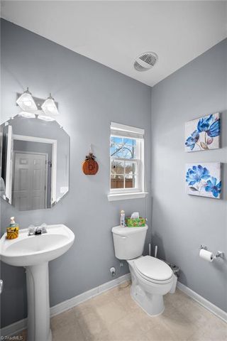 4236 Laurel Ridge Circle, Winston-salem, NC 27107