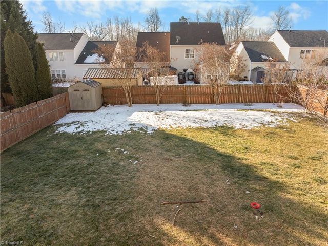 4236 Laurel Ridge Circle, Winston-salem, NC 27107