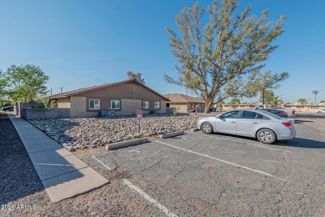 303 E LUDLOW Drive D, Avondale, AZ 85323