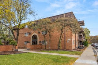 18555 Hickory Court 21, Lansing, IL 60438