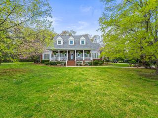 630 Shadowbrook Rd, Winchester, TN 37398