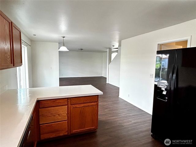 8523 21st Avenue E, Tacoma, WA 98445