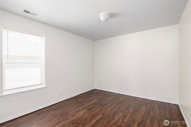 8523 21st Avenue E, Tacoma, WA 98445