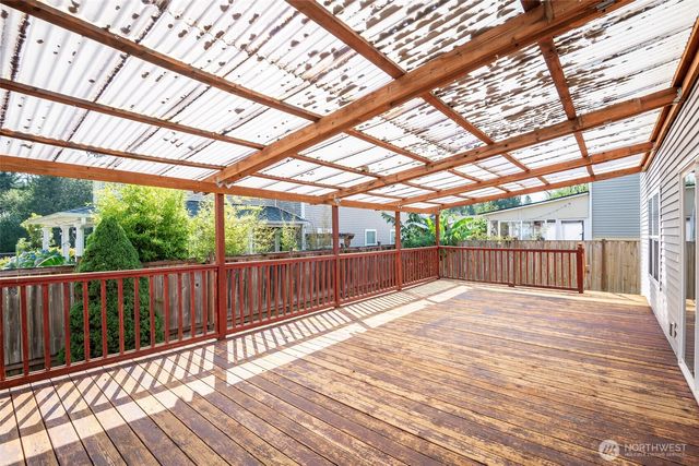 8523 21st Avenue E, Tacoma, WA 98445