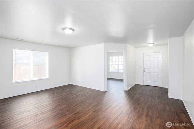 8523 21st Avenue E, Tacoma, WA 98445