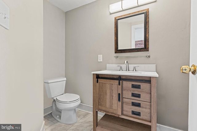 129 E WEST ST, Baltimore, MD 21230