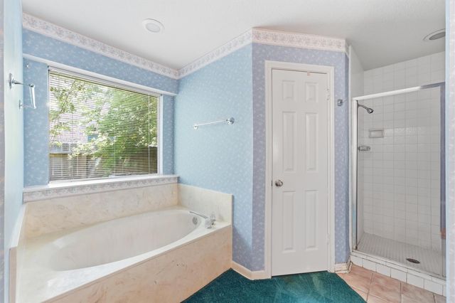 1013 Glenshannon Avenue, Friendswood, TX 77546