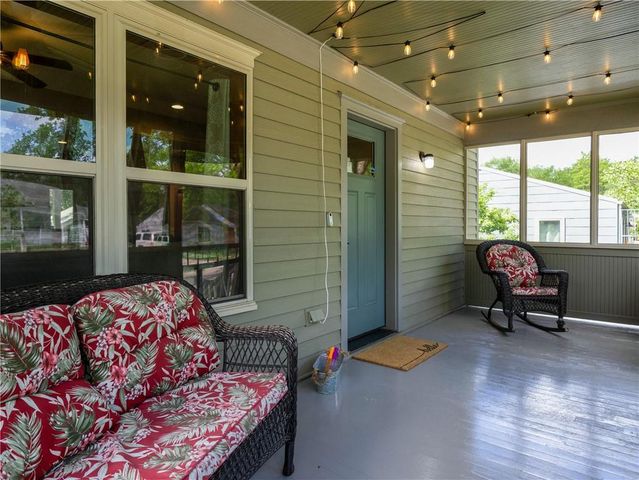 2035 Barker Avenue, Lawrence, KS 66046