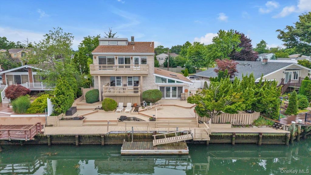 2643 Belmill Road, Bellmore, NY 11710 — photo 2