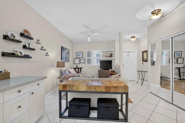 7727 Southampton Terrace 310, Tamarac, FL 33321