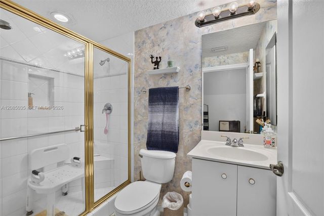 7727 Southampton Terrace 310, Tamarac, FL 33321