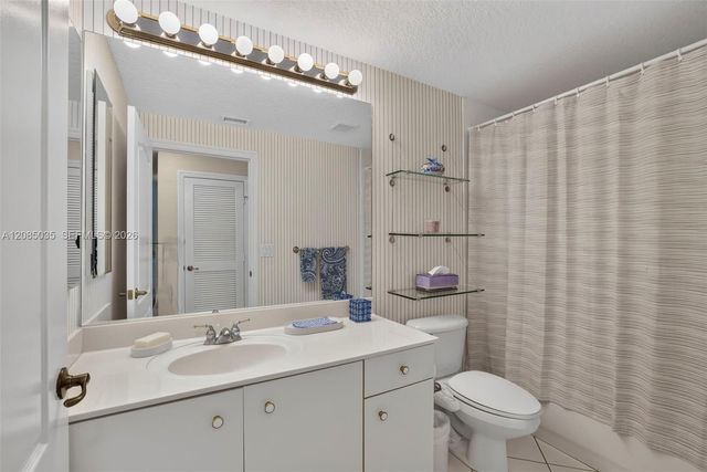 7727 Southampton Terrace 310, Tamarac, FL 33321