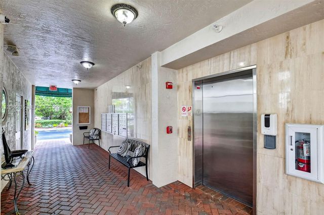 7727 Southampton Terrace 310, Tamarac, FL 33321