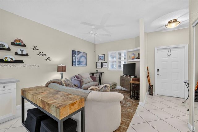 7727 Southampton Terrace 310, Tamarac, FL 33321