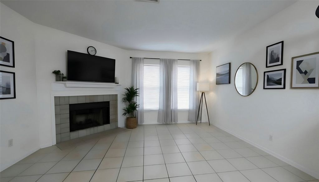 625 Carriagehouse Lane 3G, Garland, TX 75040