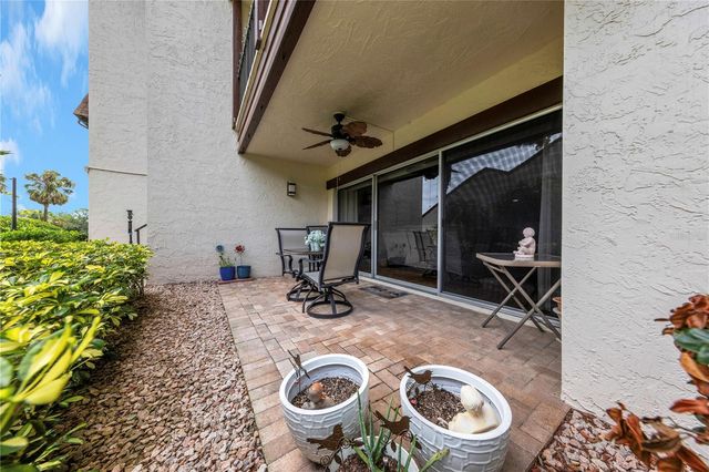 3035 COUNTRYSIDE BOULEVARD 16B, Clearwater, FL 33761