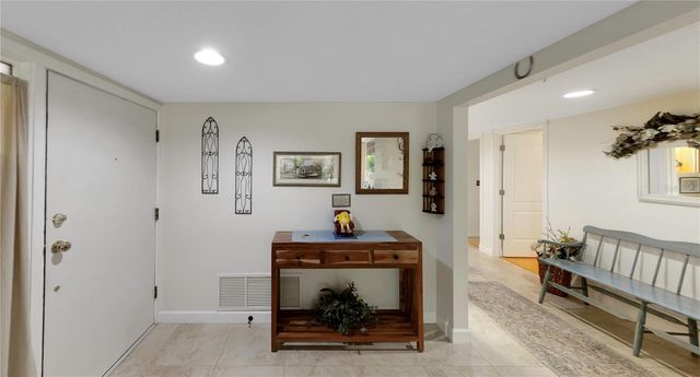 3035 COUNTRYSIDE BOULEVARD 16B, Clearwater, FL 33761