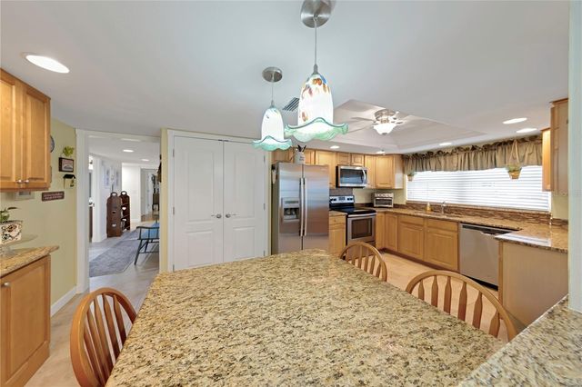 3035 COUNTRYSIDE BOULEVARD 16B, Clearwater, FL 33761