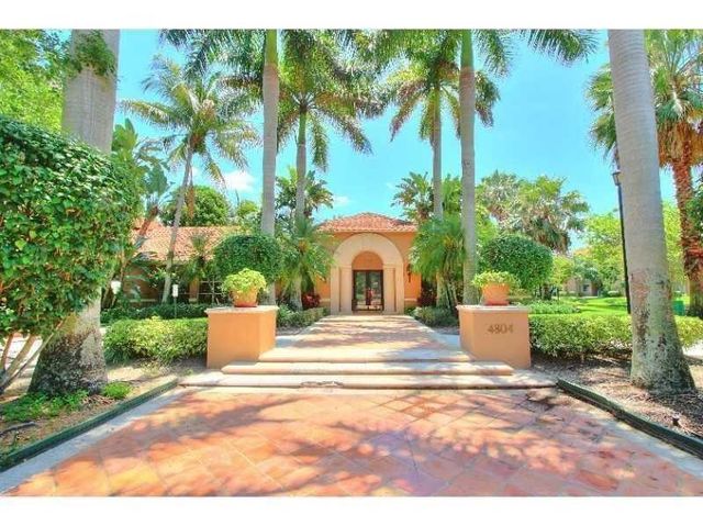 4820 N State Road 7 203, Coconut Creek, FL 33073