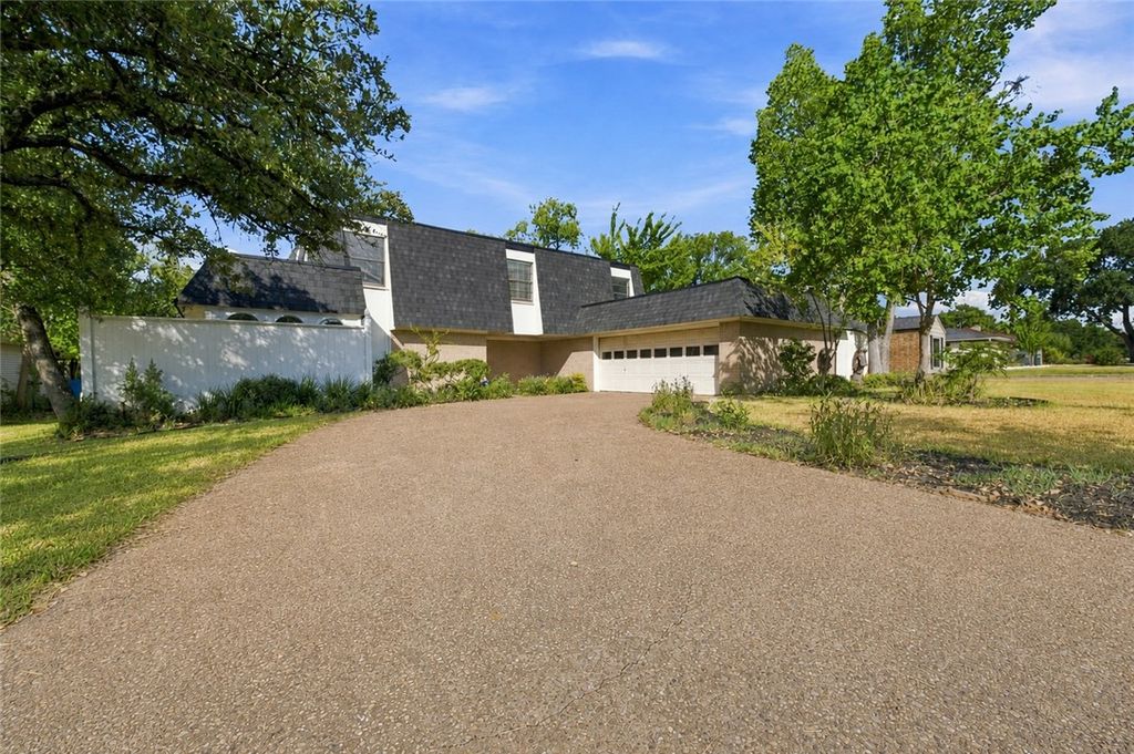 2705 Arbor Drive, Bryan, TX 77802 — exterior
