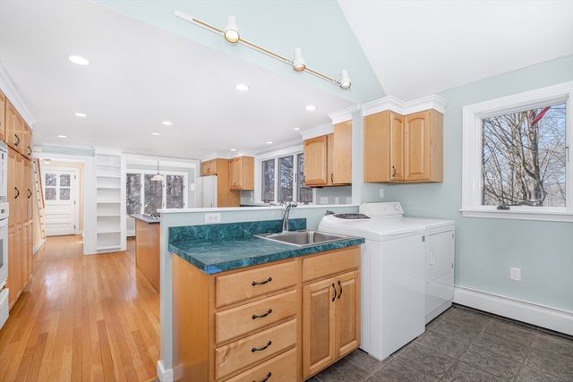 445 Glen Road, Weston, MA 02493