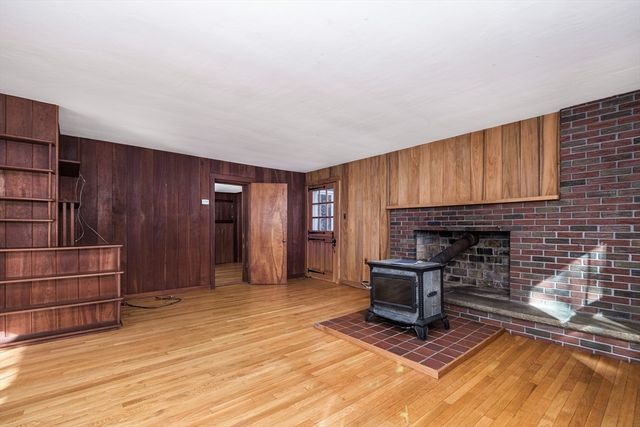 445 Glen Road, Weston, MA 02493